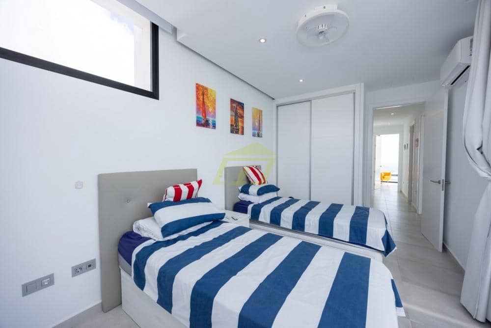 4 soveværelse Villa til salg i Tias med swimmingpool - € 795.000 (Ref: 9526052)