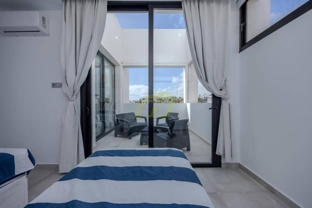 4 soveværelse Villa til salg i Tias med swimmingpool - € 795.000 (Ref: 9526052)