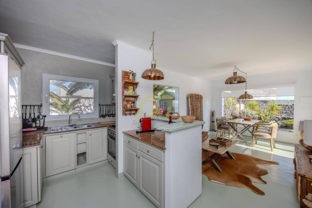 5 soveværelse Villa til salg i Charco del Palo - € 900.000 (Ref: 9529381)