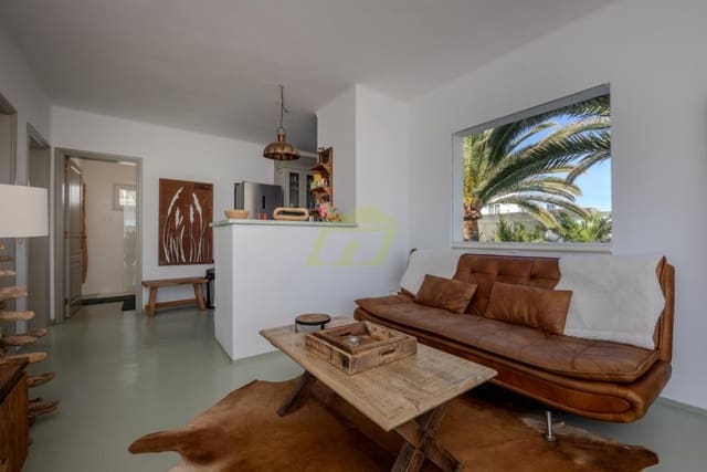 5 soveværelse Villa til salg i Charco del Palo, Haría - € 900.000 (Ref: 9529381)