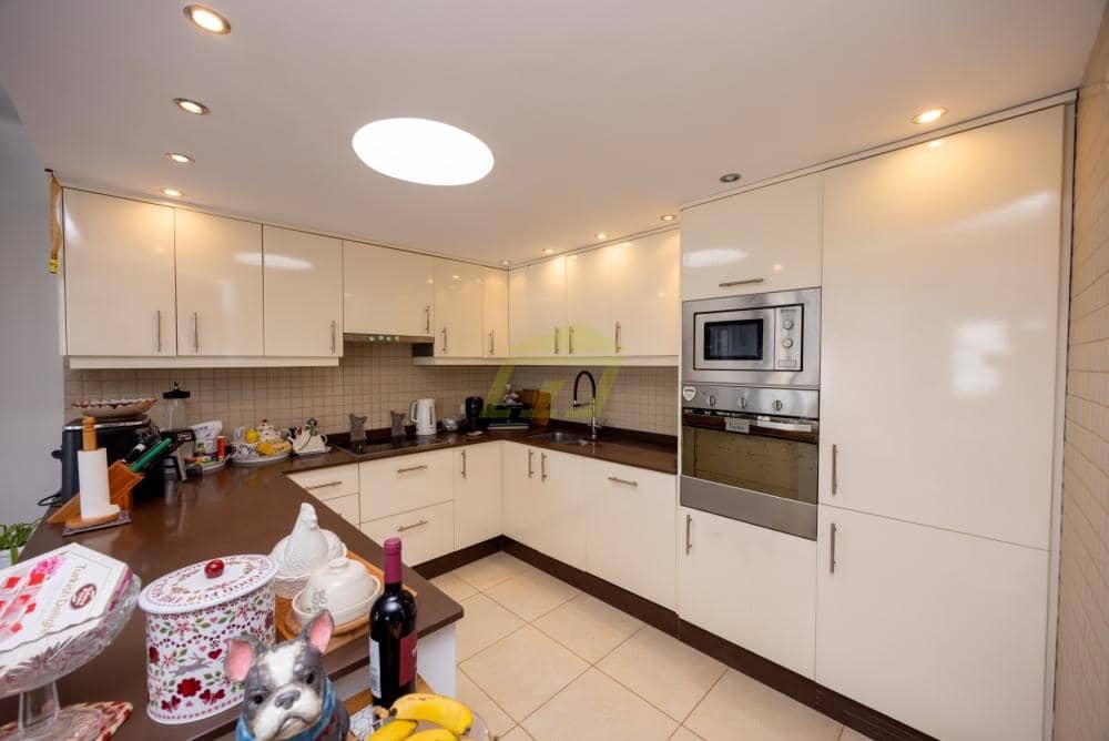 3 slaapkamer Bungalow te koop in Costa Teguise met zwembad - € 750.000 (Ref: 9535489)