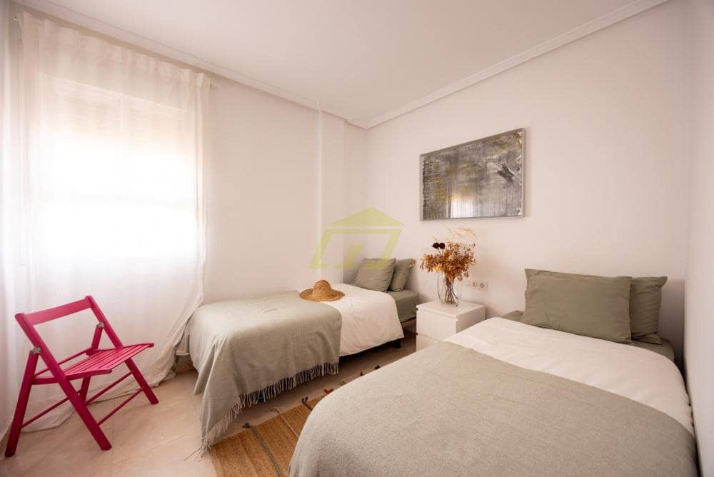 3 bedroom Apartment for sale in Puerto del Carmen with pool - € 795,000 (Ref: 9535490)