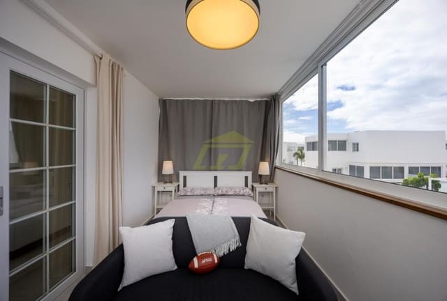 3 soveværelse Villa til salg i Playa Blanca, Yaiza med swimmingpool - € 475.000 (Ref: 9540718)