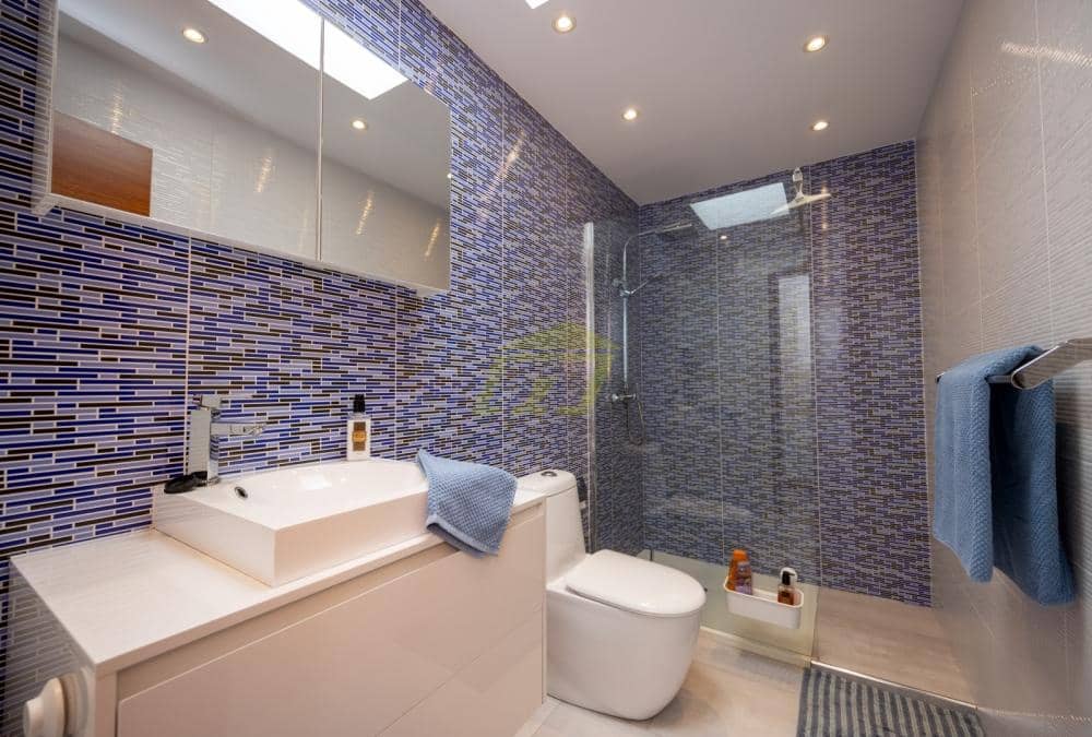 3 soveværelse Villa til salg i Playa Blanca med swimmingpool - € 475.000 (Ref: 9540718)