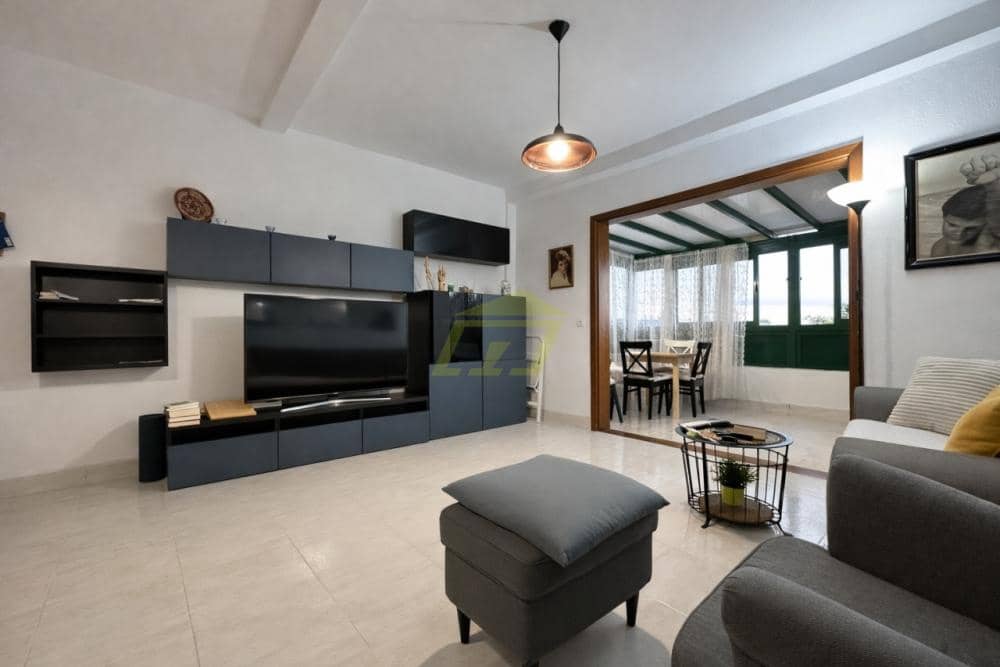 2 chambre Appartement à vendre à Puerto del Carmen - 285 000 € (Ref: 9547501)