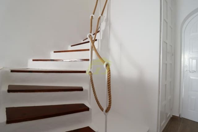 Chalet de 1 habitación en Puerto del Carmen, Tías en venta - 249.000 € (Ref: 9547502)