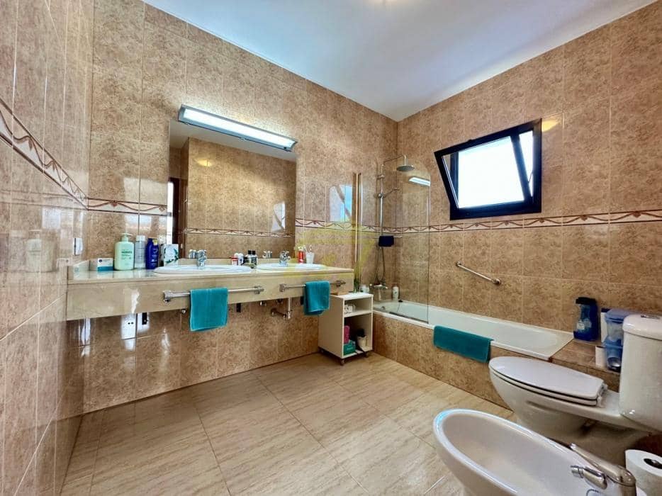 4 chambre Villa/Maison à vendre à Guime avec piscine - 650 000 € (Ref: 9554513)