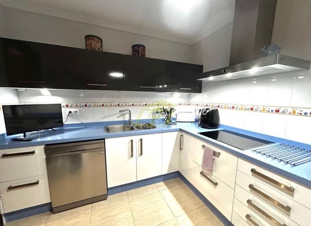 3 chambre Bungalow à vendre à Costa Teguise, Teguise avec piscine - 450 000 € (Ref: 9554514)