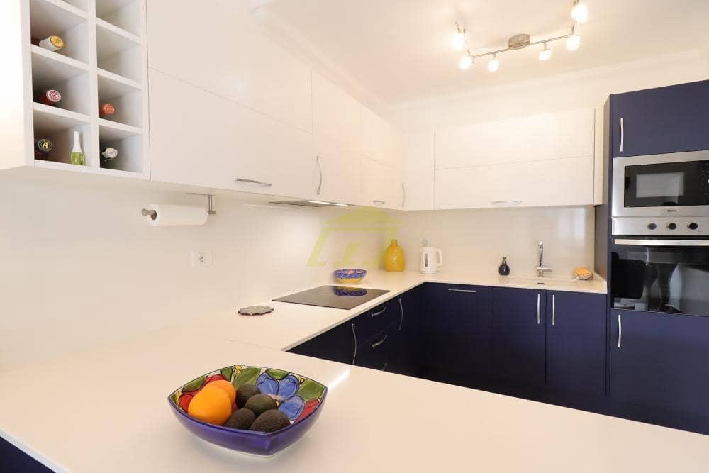 1 chambre Appartement à vendre à Puerto del Carmen avec piscine - 245 000 € (Ref: 9554515)