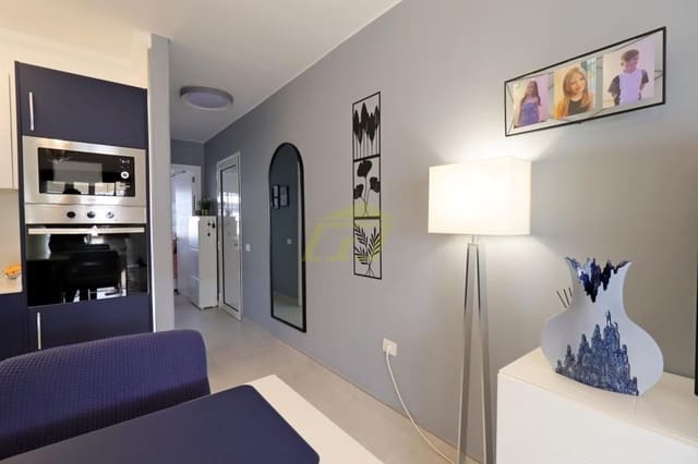 1 chambre Appartement à vendre à Puerto del Carmen, Tías avec piscine - 245 000 € (Ref: 9554515)