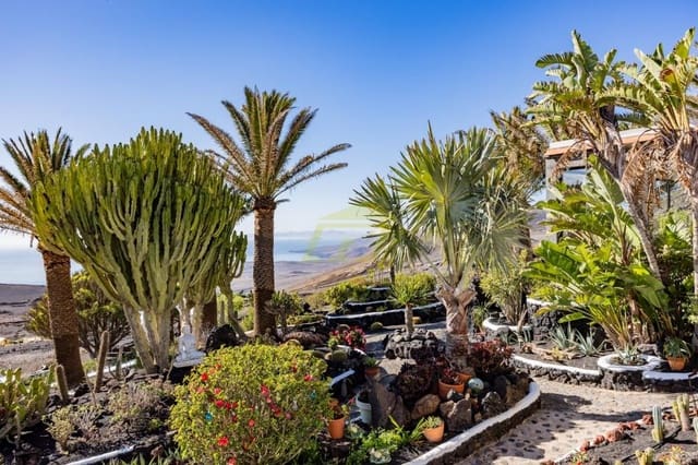 6 soverom Villa til salgs i La Asomada, Tías med svømmebasseng - € 2 350 000 (Ref: 9554516)