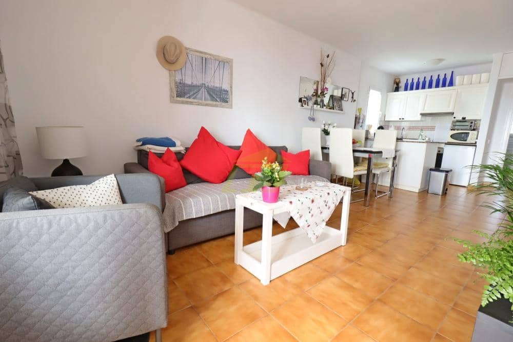 2 soveværelse Lejlighed til salg i Puerto del Carmen med swimmingpool - € 299.000 (Ref: 9554517)