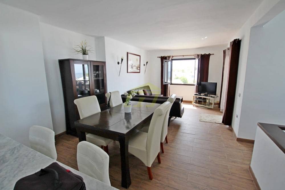 2 bedroom Villa for sale in Puerto del Carmen - € 379,000 (Ref: 9560855)