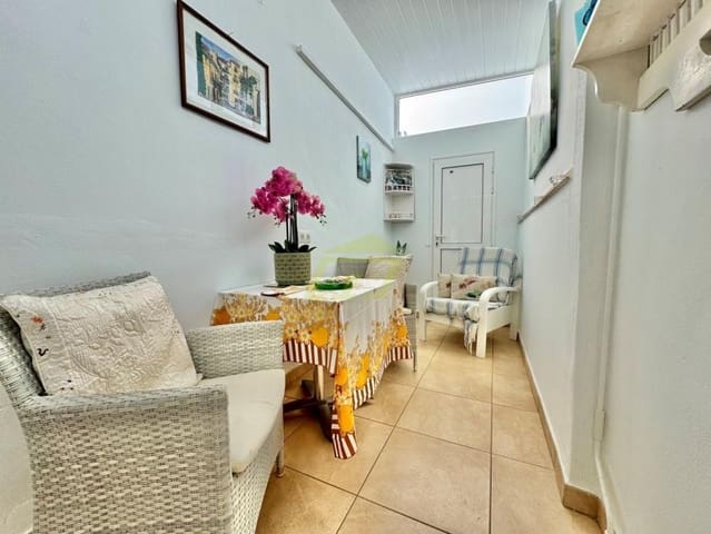 2 soverom Villa til salgs i Tías med svømmebasseng - € 475 000 (Ref: 9567964)