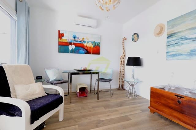 2 soverom Villa til salgs i Tías med svømmebasseng - € 475 000 (Ref: 9567964)