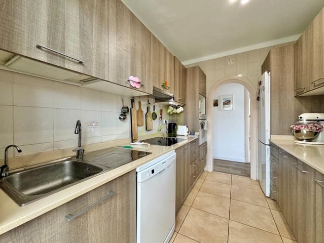 2 soverom Villa til salgs i Tías med svømmebasseng - € 475 000 (Ref: 9567964)