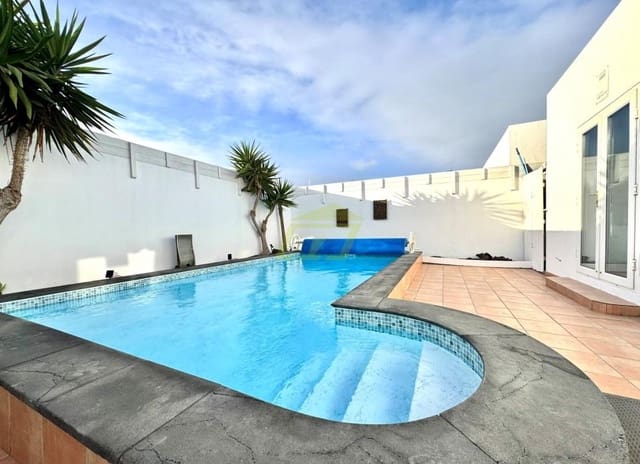 3 camera da letto Bungalow in vendita in Costa Teguise, Teguise con piscina - 520.000 € (Rif: 9567965)
