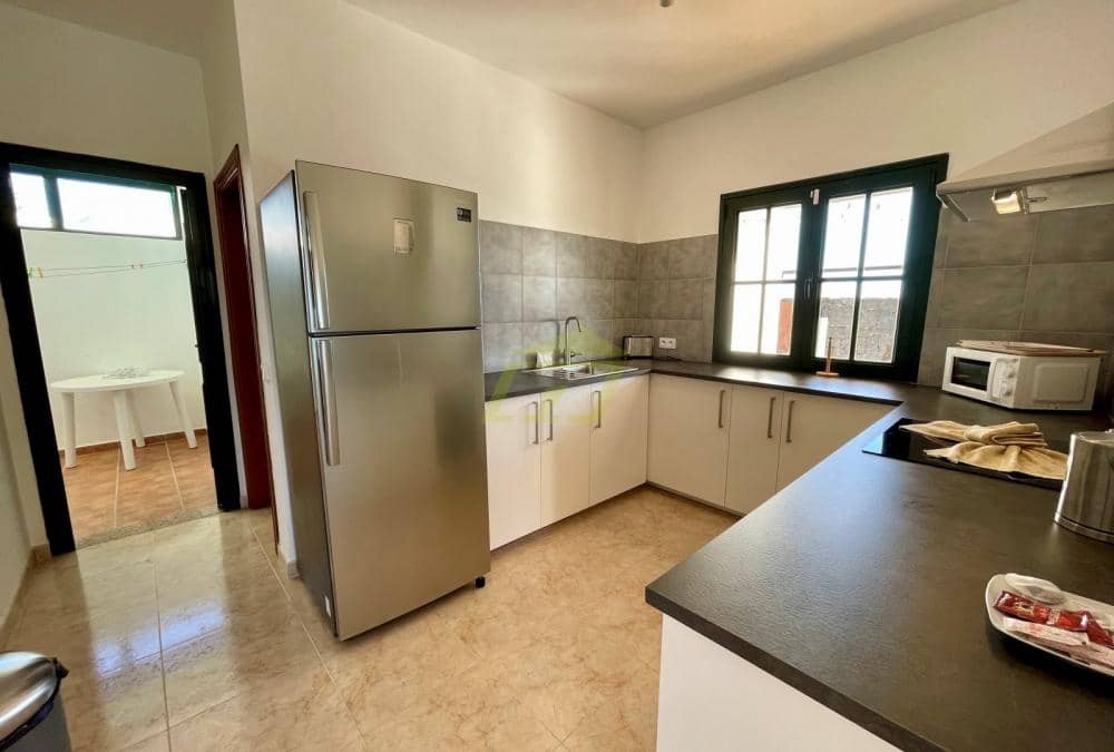 3 makuuhuone Huvila myytävänä paikassa Playa Blanca mukana uima-altaan - 485 000 € (Ref: 9567966)