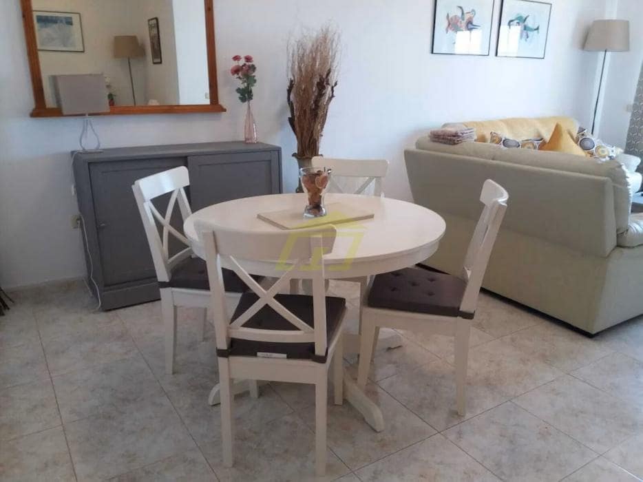 2 soverom Leilighet til salgs i Costa Teguise med svømmebasseng - € 340 000 (Ref: 9570452)