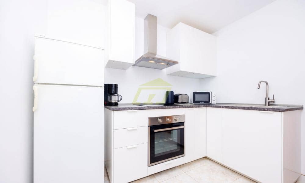 2 bedroom Apartment for sale in Costa Teguise with pool garage - € 340,000 (Ref: 9570452)