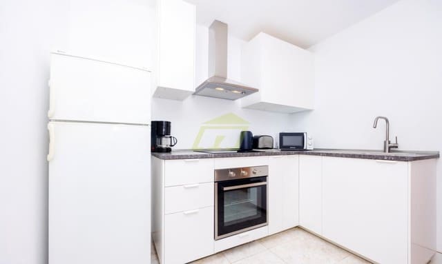 2 Zimmer Apartment zu verkaufen in Costa Teguise, Teguise mit Pool Garage - 340.000 € (Ref: 9570452)