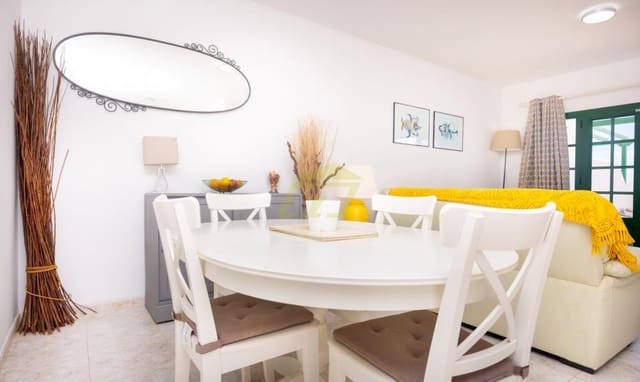 2 Zimmer Apartment zu verkaufen in Costa Teguise, Teguise mit Pool Garage - 340.000 € (Ref: 9570452)
