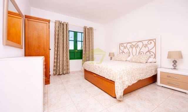 2 Zimmer Apartment zu verkaufen in Costa Teguise, Teguise mit Pool Garage - 340.000 € (Ref: 9570452)