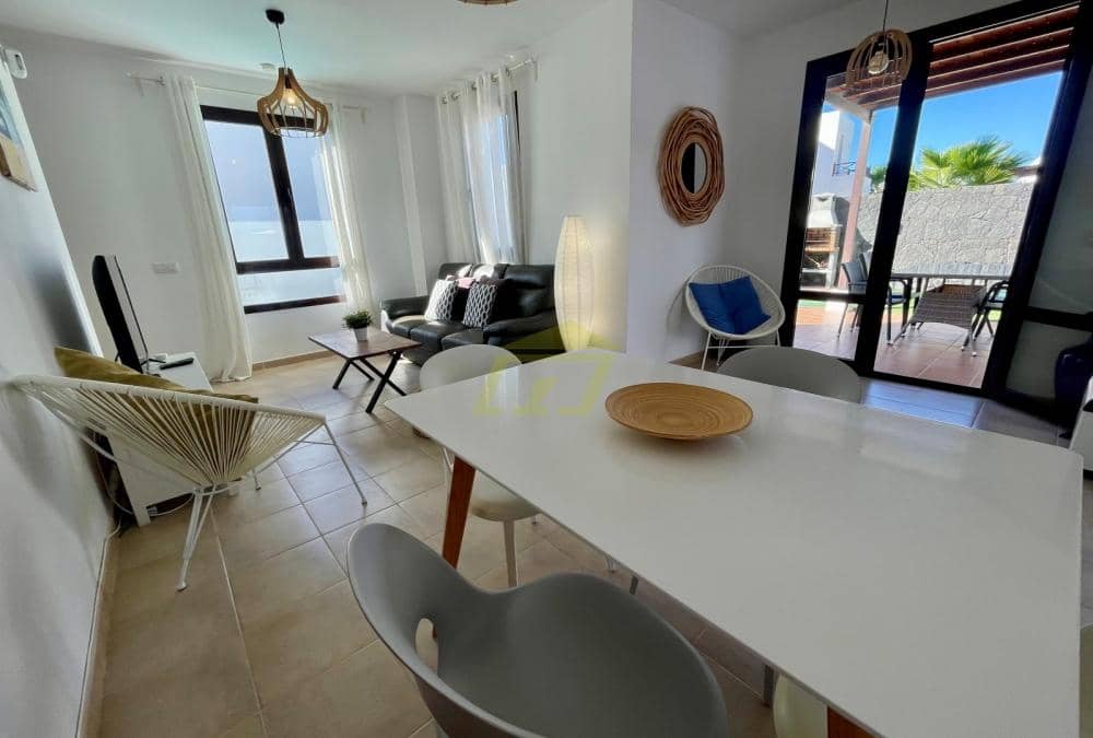 2 soverom Villa til salgs i Playa Blanca med svømmebasseng - € 399 000 (Ref: 9570453)