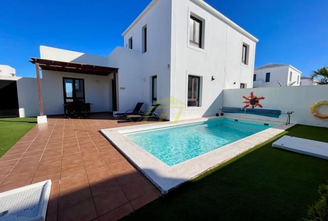 2 soverom Villa til salgs i Playa Blanca, Yaiza med svømmebasseng - € 399 000 (Ref: 9570453)