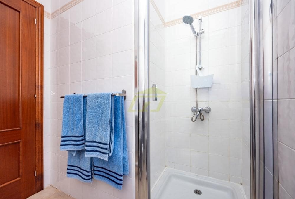 2 bedroom Villa for sale in Playa Blanca with pool garage - € 399,000 (Ref: 9570453)