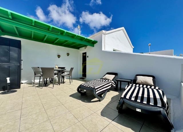 Apartamento de 2 habitaciones en Costa Teguise, Teguise en venta con piscina - 380.000 € (Ref: 9573829)