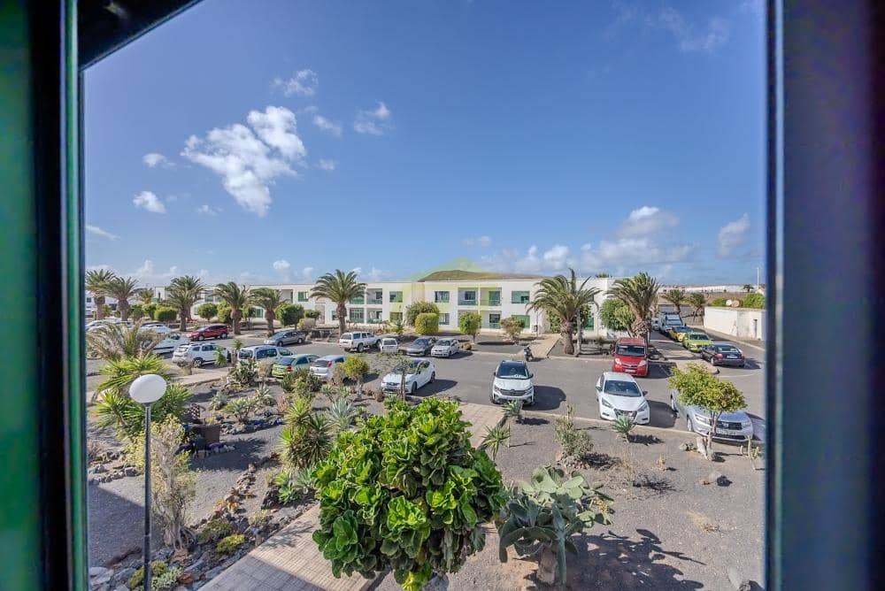 3 bedroom Apartment for sale in Playa Blanca - € 258,000 (Ref: 9581474)