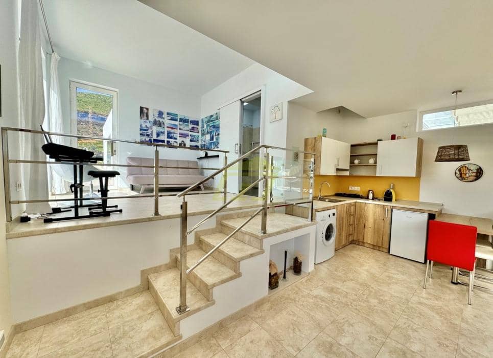 3 bedroom Villa for sale in Haria - € 690,000 (Ref: 9585315)