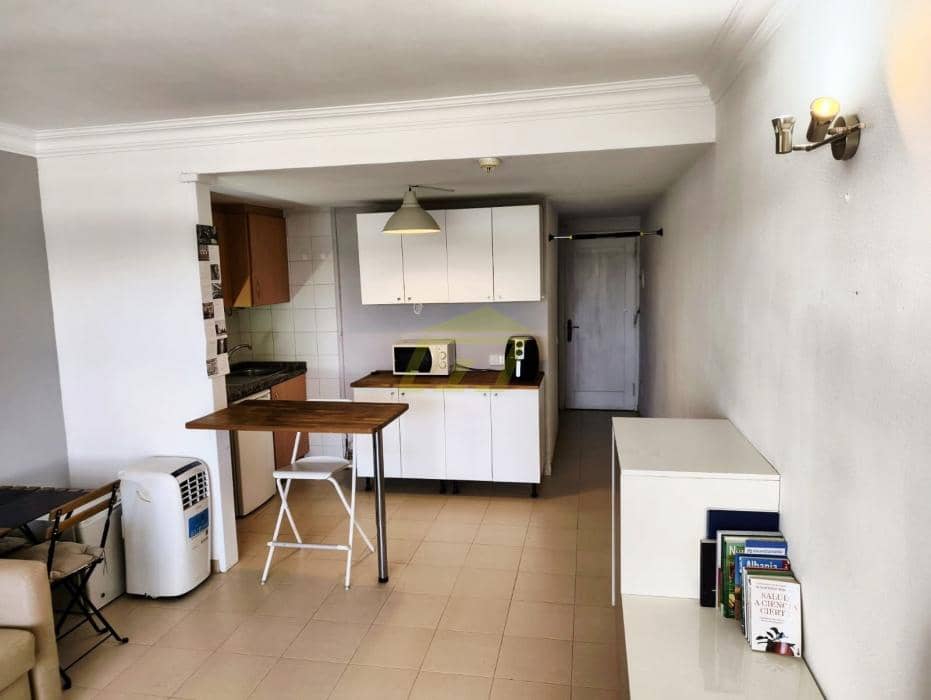 1 Zimmer Apartment zu verkaufen in Costa Teguise mit Pool - 210.000 € (Ref: 9594575)