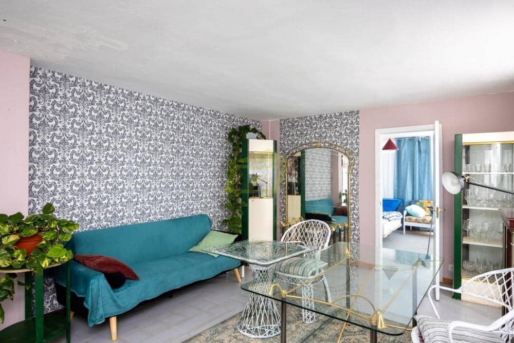 Local Comercial de 4 habitaciones en Costa Teguise en venta con piscina - 450.000 € (Ref: 9594576)