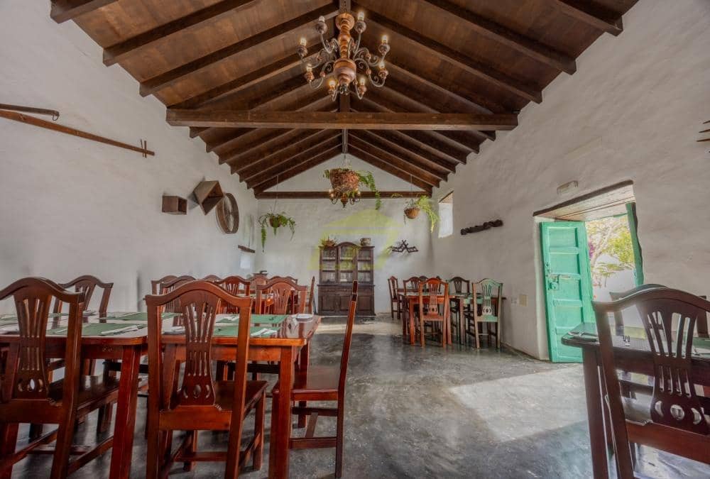 9 sovrum Kommersiell till salu i Yaiza - 3 000 000 € (Ref: 9604547)