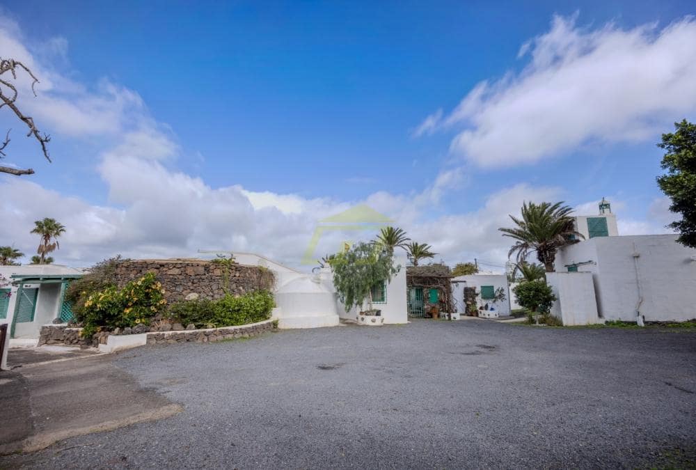 9 sovrum Kommersiell till salu i Yaiza - 3 000 000 € (Ref: 9604547)