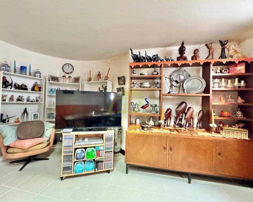 5 soveværelse Villa til salg i Costa Teguise med swimmingpool - € 950.000 (Ref: 9604550)