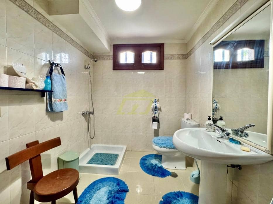 5 soveværelse Villa til salg i Costa Teguise med swimmingpool - € 950.000 (Ref: 9604550)