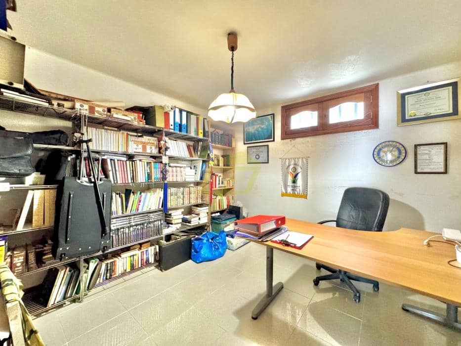 5 soveværelse Villa til salg i Costa Teguise med swimmingpool - € 950.000 (Ref: 9604550)