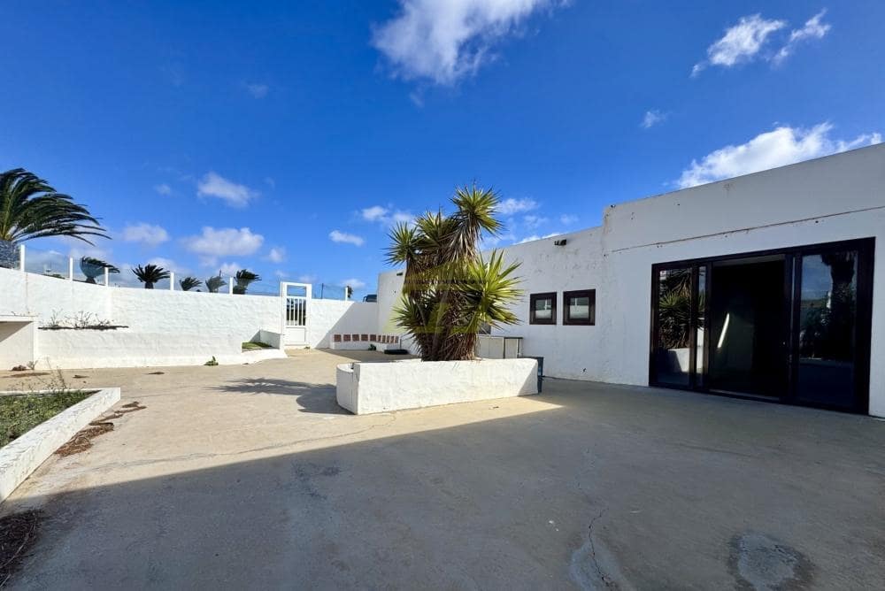 7 soveværelse Villa til salg i Macher - € 635.000 (Ref: 9607144)