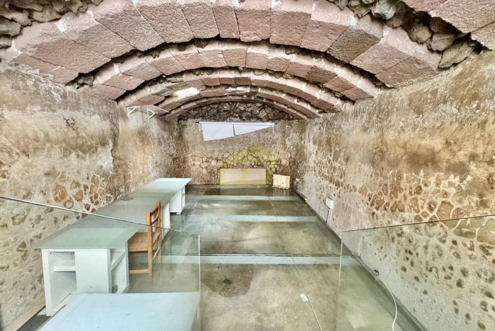 7 soveværelse Villa til salg i Macher - € 635.000 (Ref: 9607144)