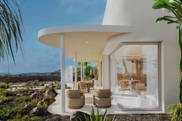 2 slaapkamer Villa te koop in Tinajo met zwembad - € 875.000 (Ref: 9614642)