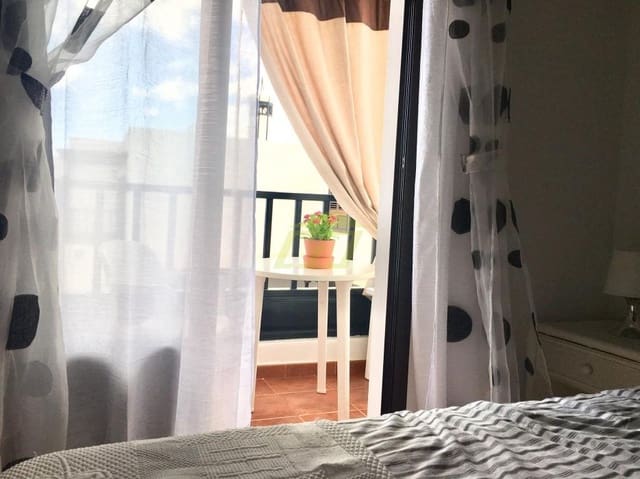 3 bedroom Villa for sale in Costa Teguise, Teguise - € 375,000 (Ref: 9618875)