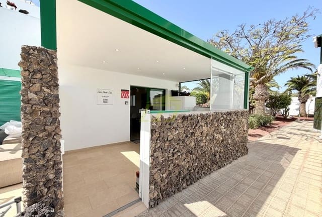 Apartamento de 2 habitaciones en Playa Blanca, Yaiza en venta - 340.000 € (Ref: 9627140)