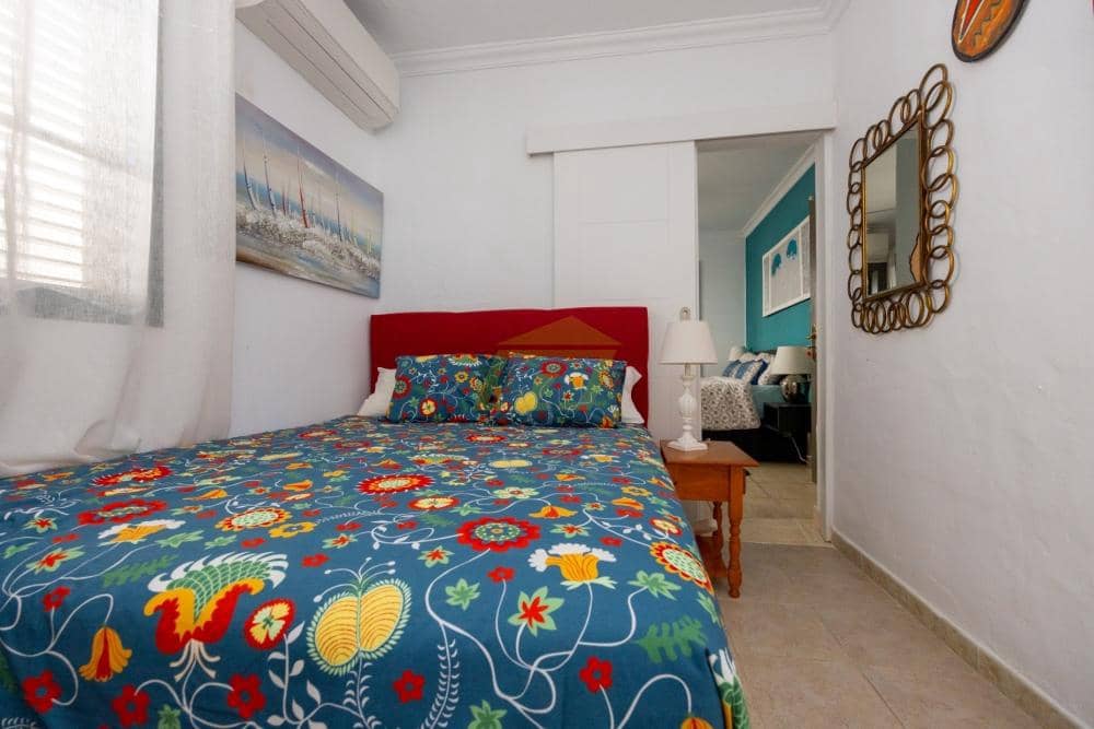 4 soveværelse Villa til salg i Puerto del Carmen med swimmingpool - € 680.000 (Ref: 9627141)