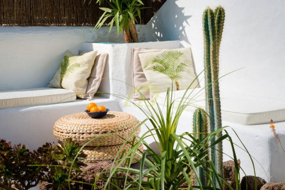 Chalet de 4 habitaciones en Guatiza en venta - 675.000 € (Ref: 9629541)