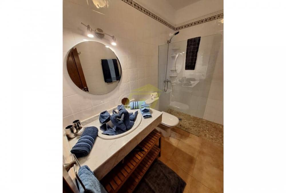 3 sovrum Villa till salu i Playa Blanca med pool - 475 000 € (Ref: 9629542)