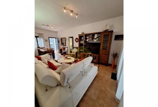 3 sovrum Villa till salu i Playa Blanca, Yaiza med pool - 475 000 € (Ref: 9629542)