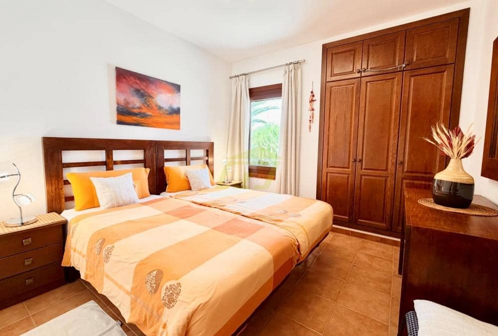 3 soveværelse Villa til salg i Playa Blanca med swimmingpool - € 475.000 (Ref: 9629542)